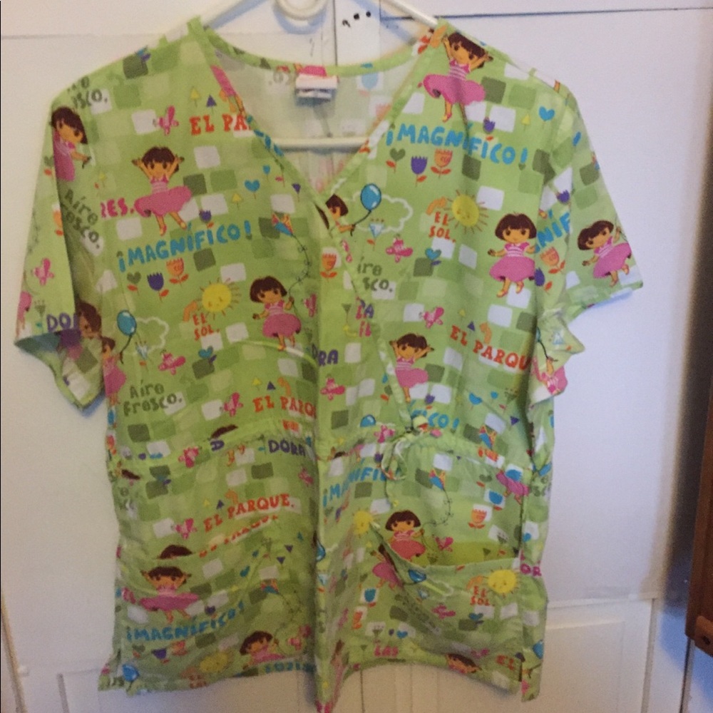 Used Xlarge Dora the Explorer scrub top